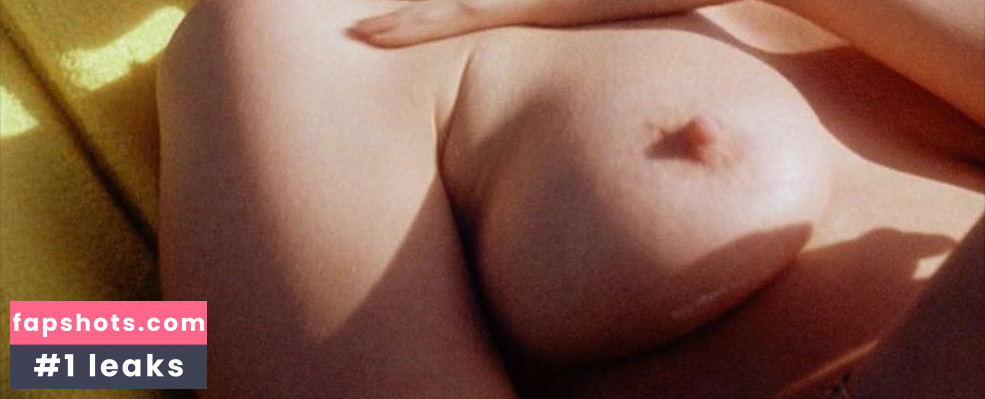 Bobbi Burns gallery photo #4