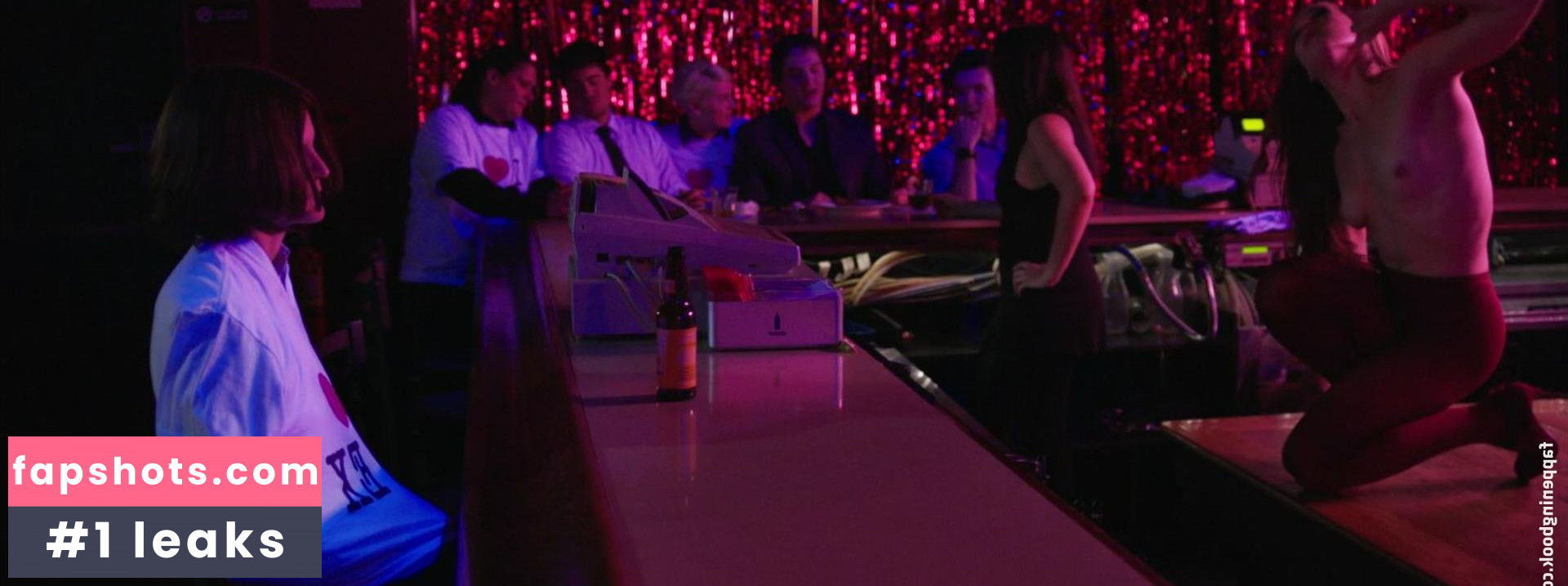 Bobbi Smith gallery photo #3