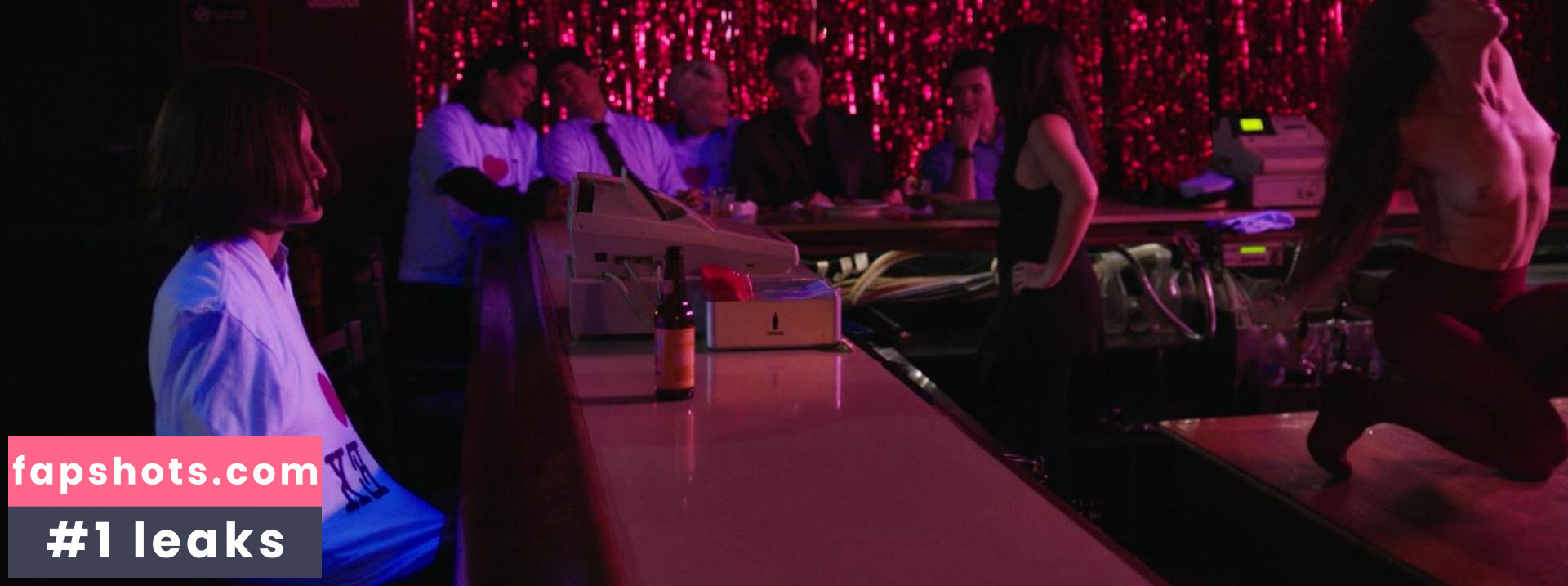 Bobbi Smith gallery photo #4