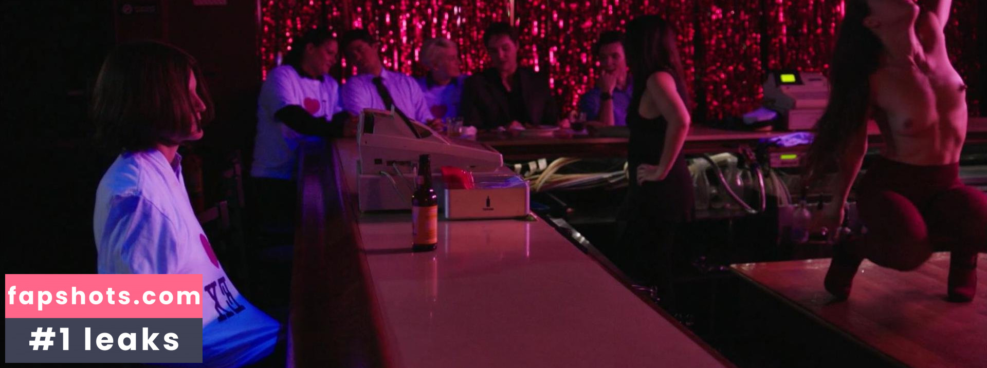 Bobbi Smith gallery photo #6