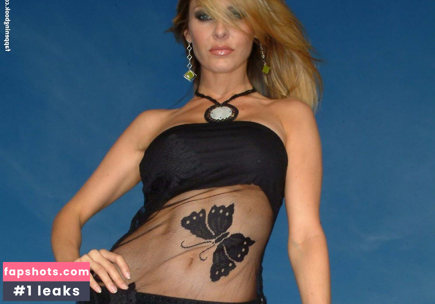 Bobbi Sue Luther Nude Leaks OnlyFans Photos #14 - LeakJerk