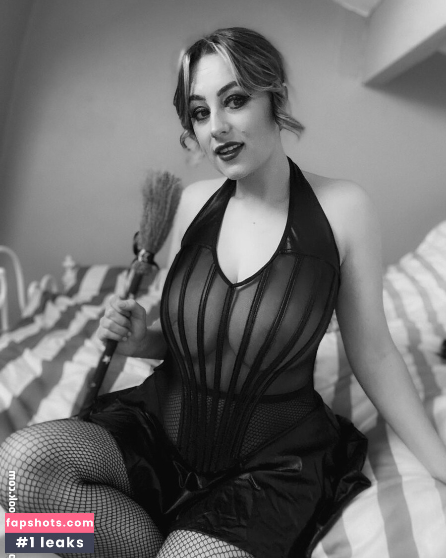 Bobbie Ann gallery photo #64