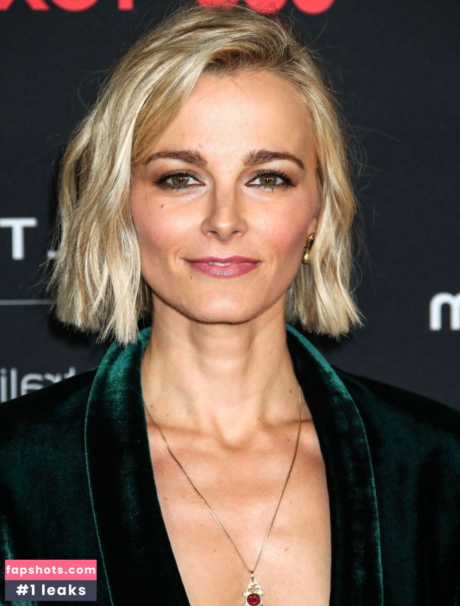 Bojana Novakovic gallery photo #43