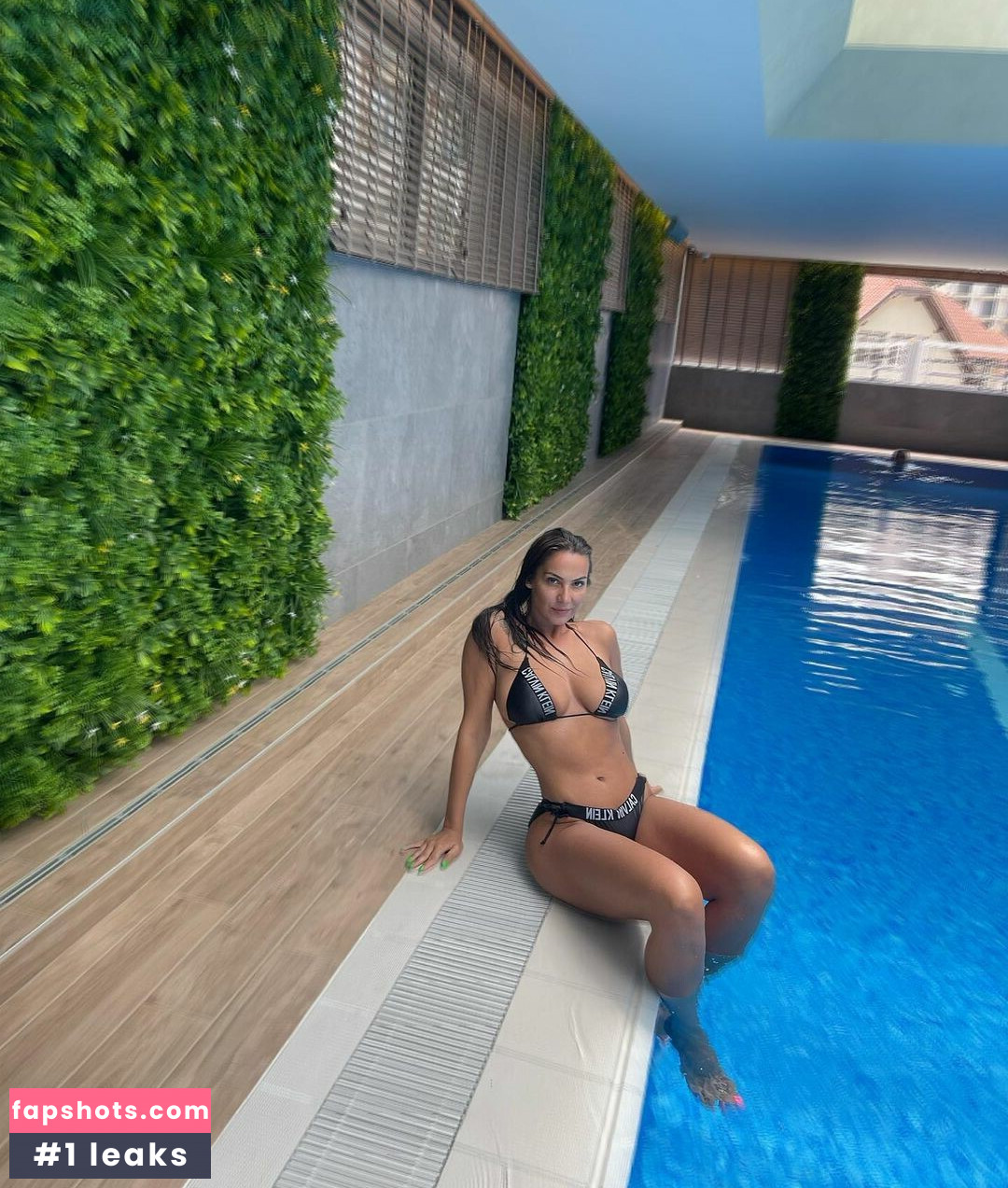 Bojana Stevanovic gallery photo #14