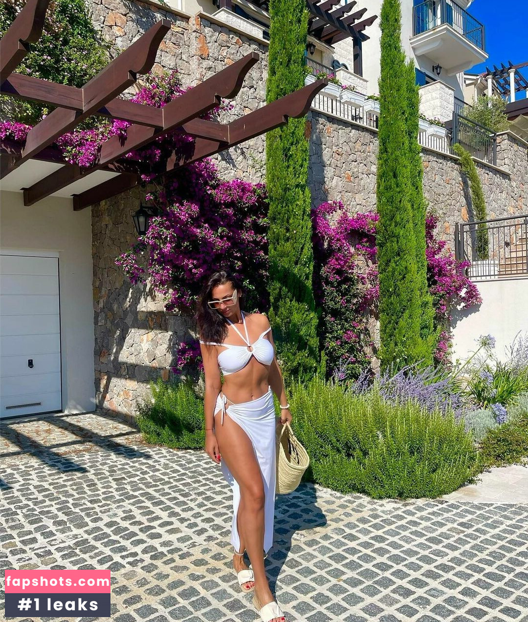 Bojana Stevanovic gallery photo #3