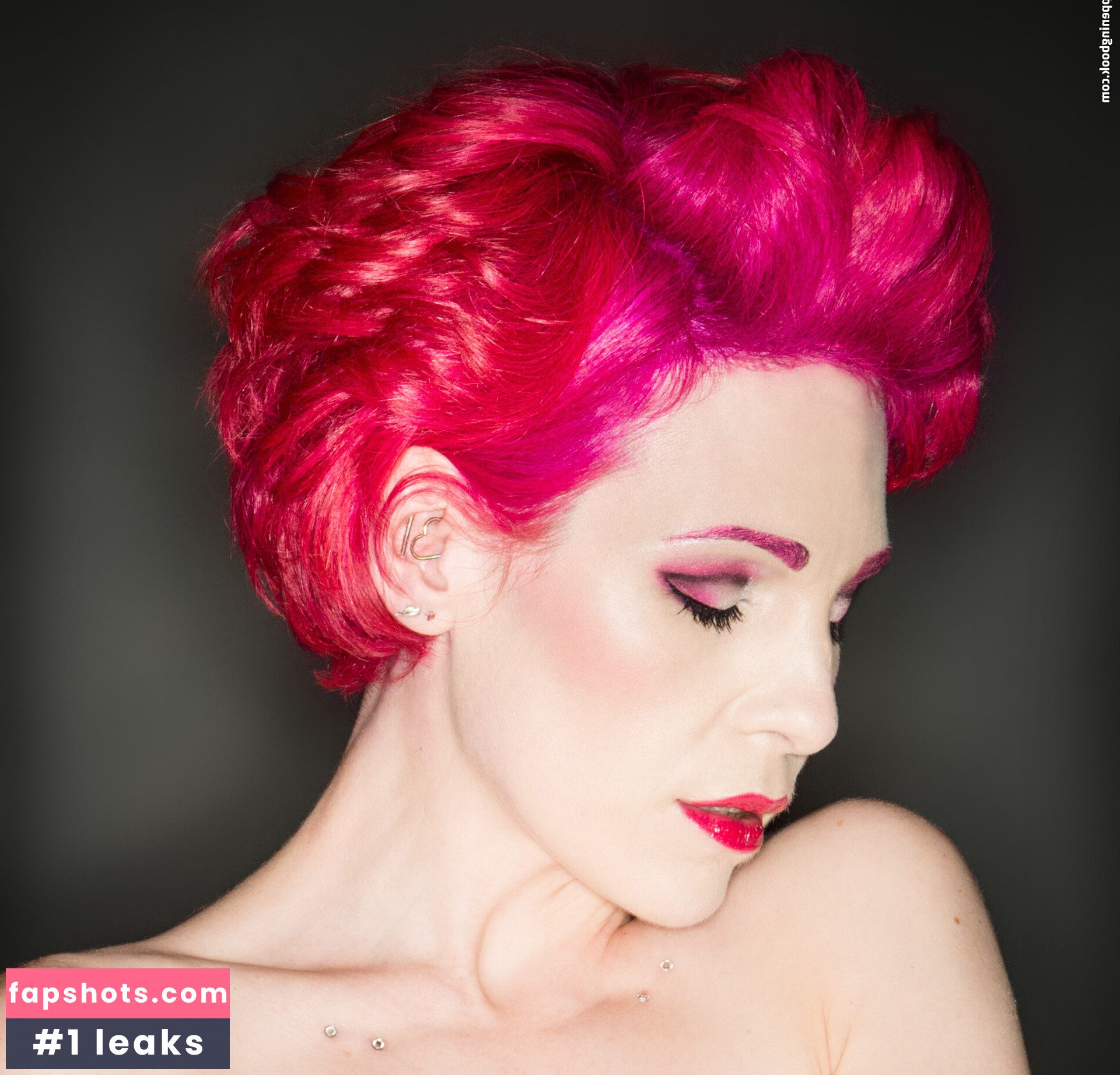 bombchel Nude Leaks OnlyFans Photos #22 - LeakJerk