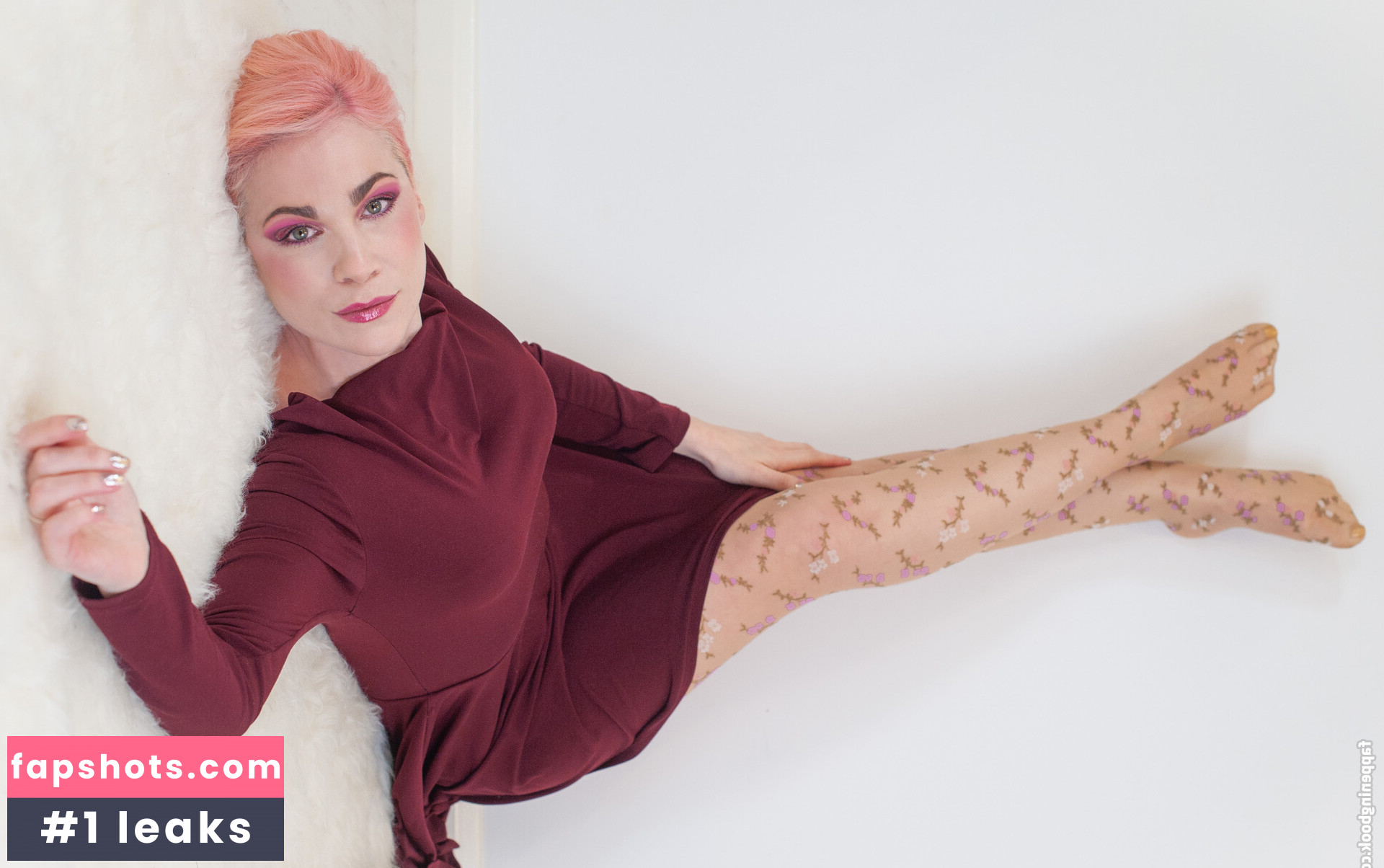 bombchel Nude Leaks OnlyFans Photos #23 - LeakJerk