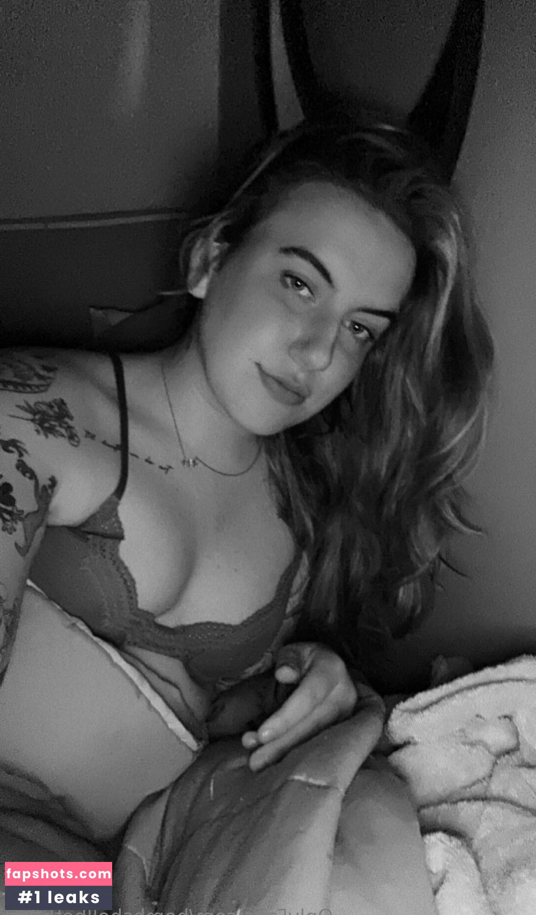 bombshellbethany gallery photo #11