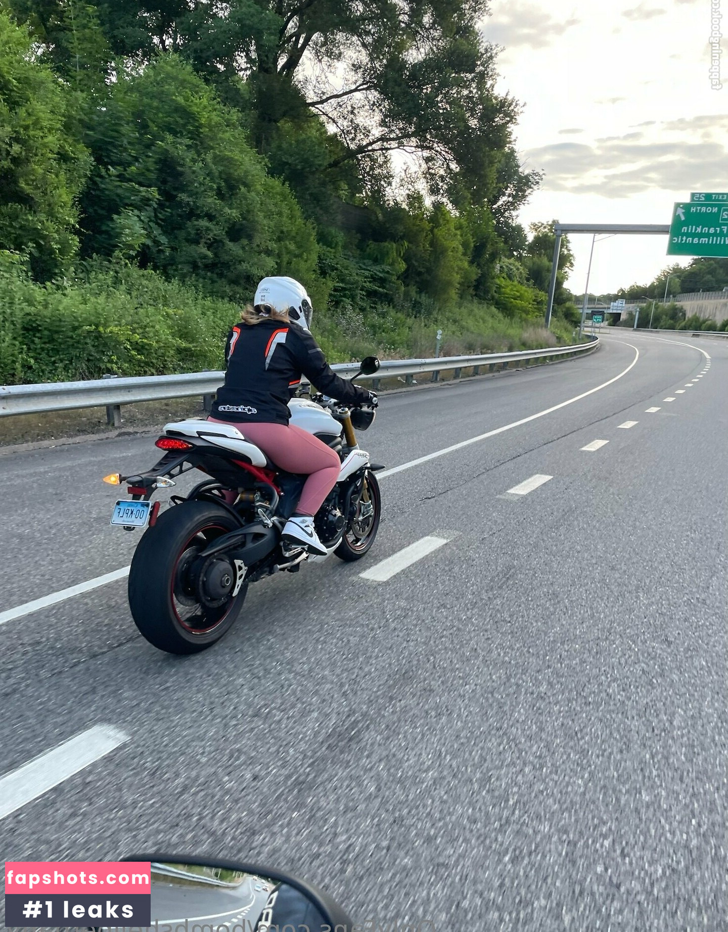 bombshellbethany gallery photo #12