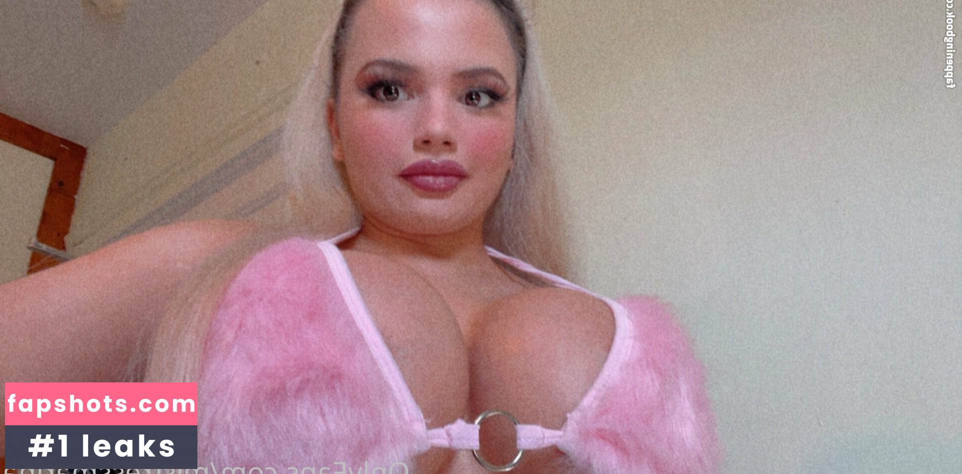 bombshellchloe1 gallery photo #18