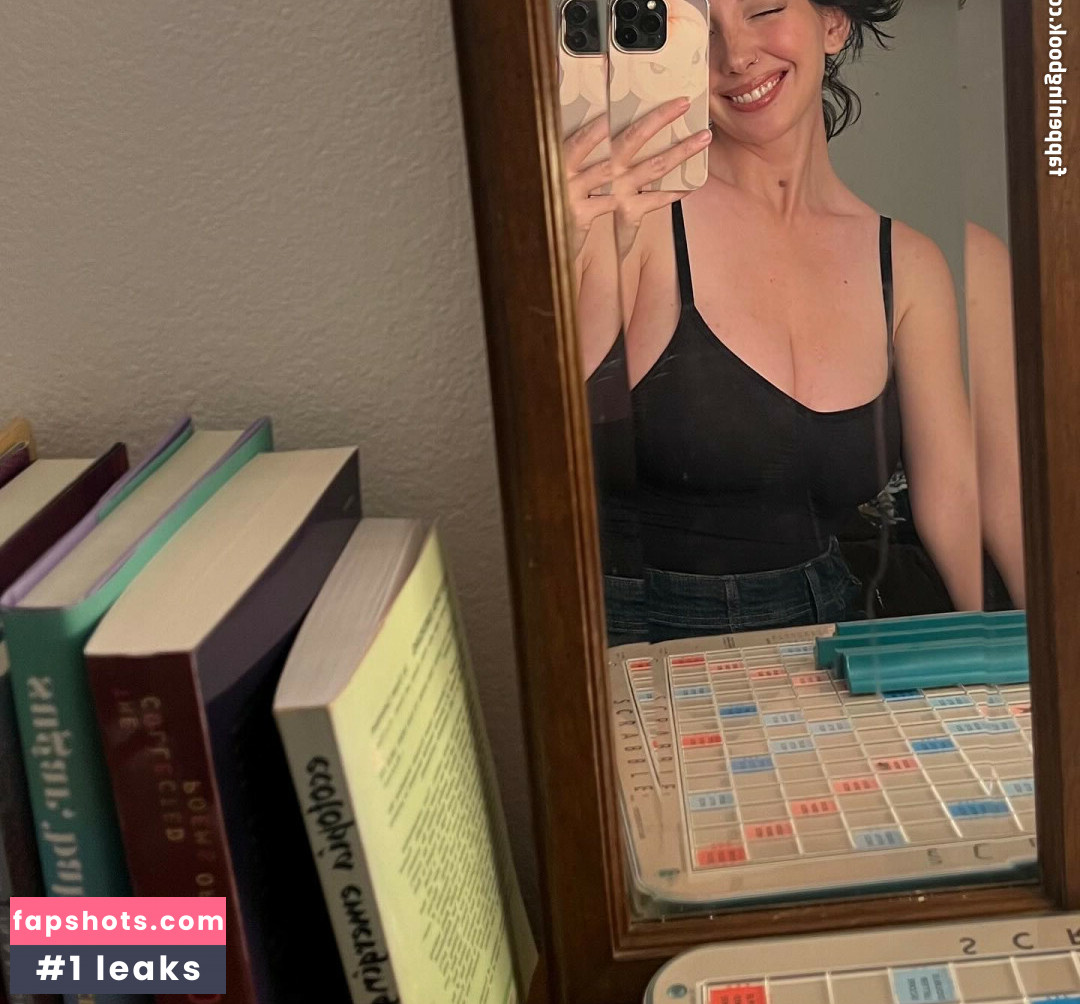 bondgirlmechsuit gallery photo #3