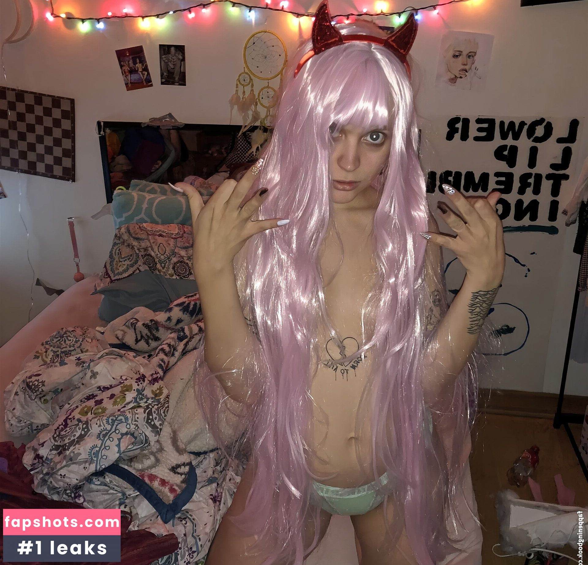 Bonnie Grace gallery photo #29