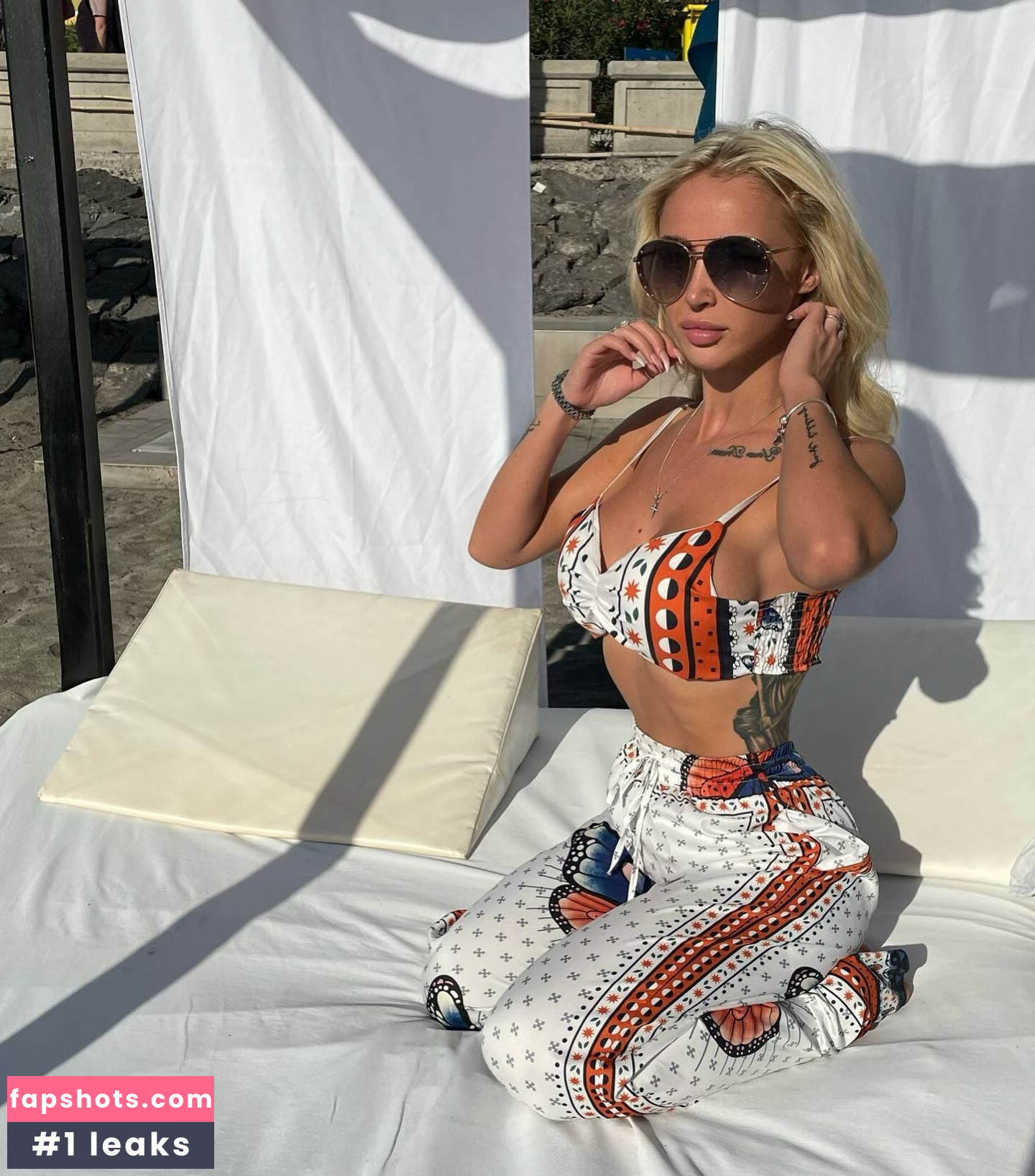 Bonnie Marie gallery photo #12