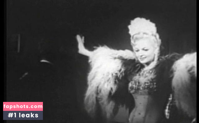 Bonnie Sharie gallery photo #2