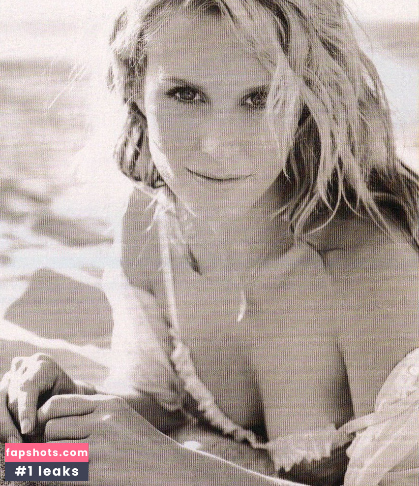 Bonnie Somerville gallery photo #74