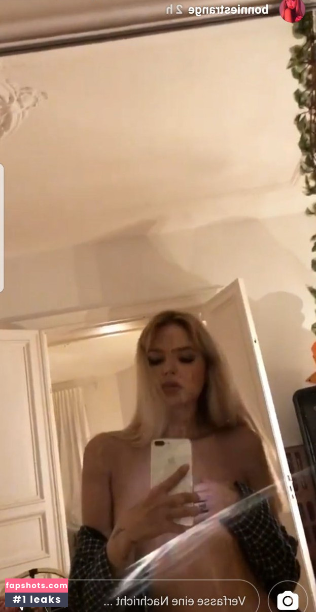 Bonnie Strange gallery photo #127