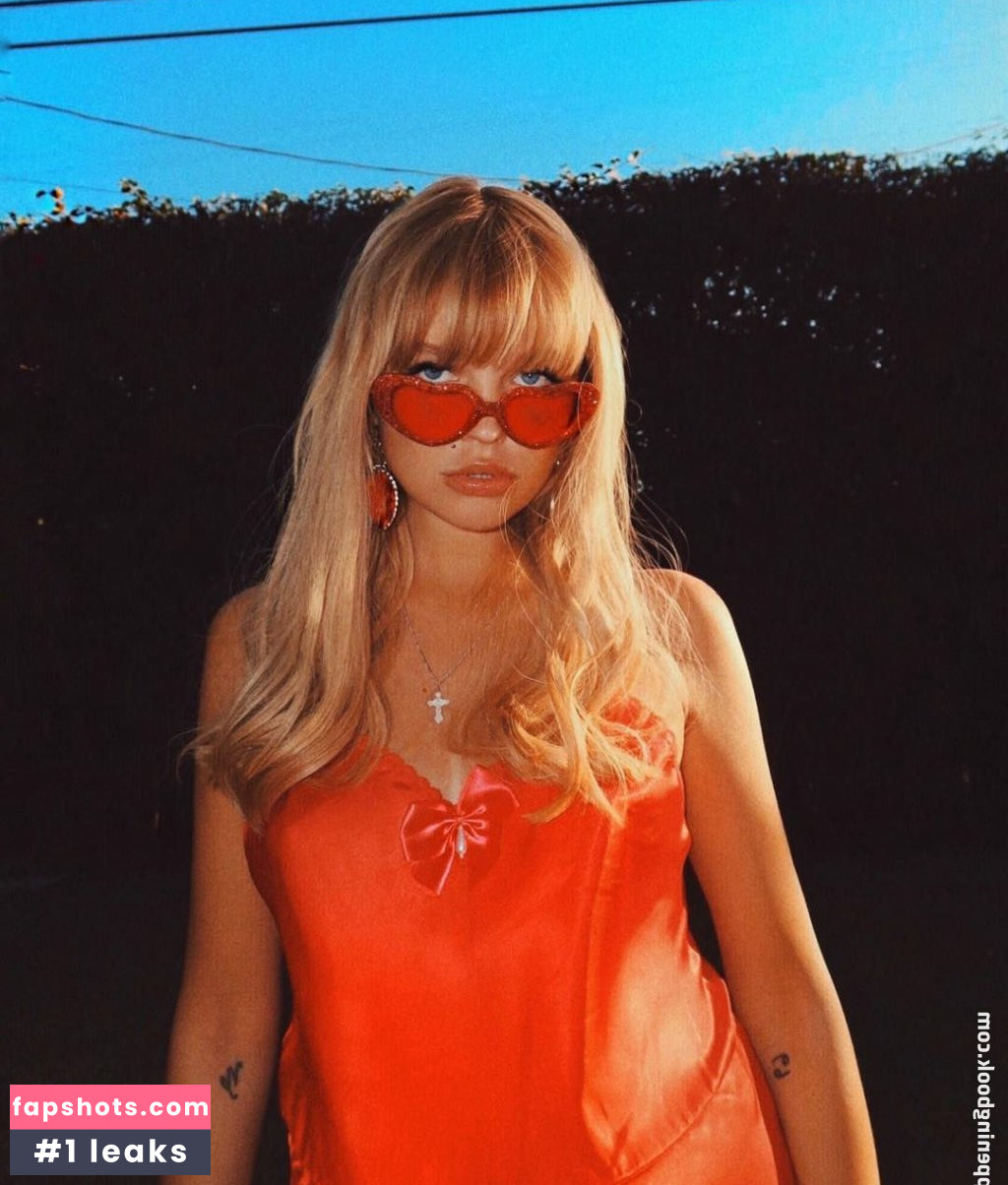 Bonnie Strange gallery photo #157