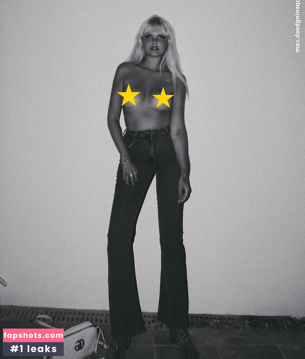 Bonnie Strange gallery photo #180