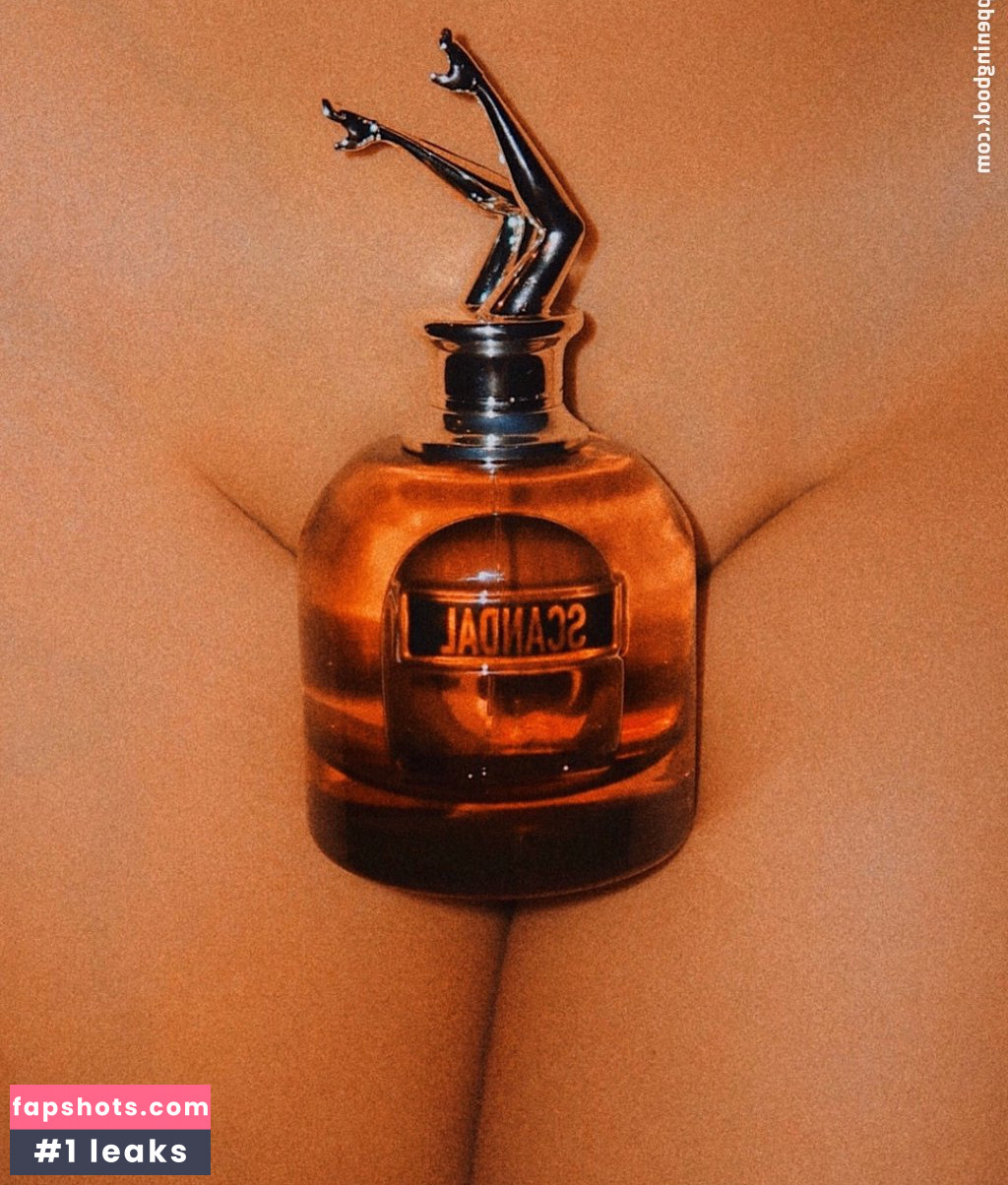 Bonnie Strange gallery photo #189