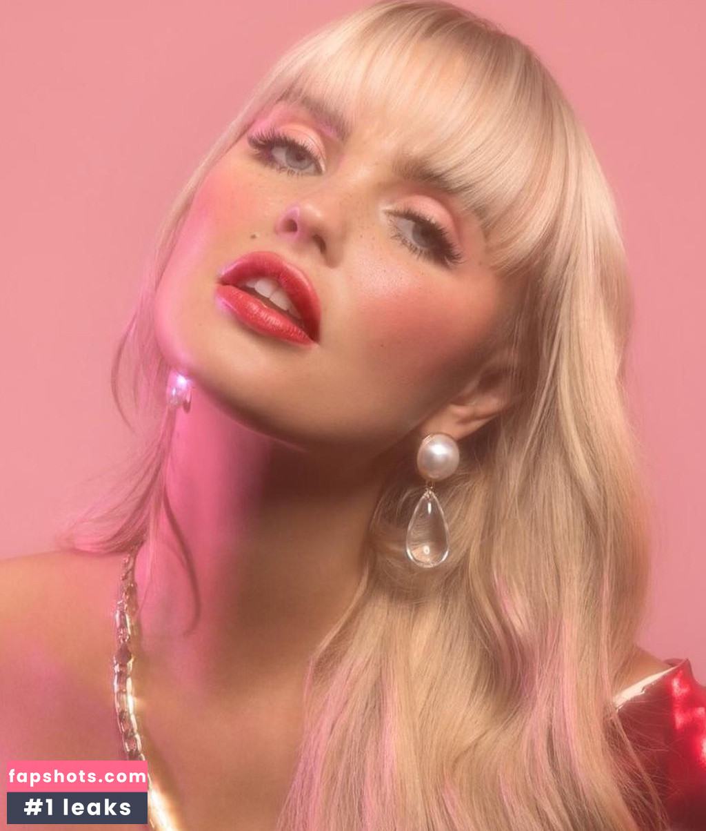 Bonnie Strange gallery photo #203