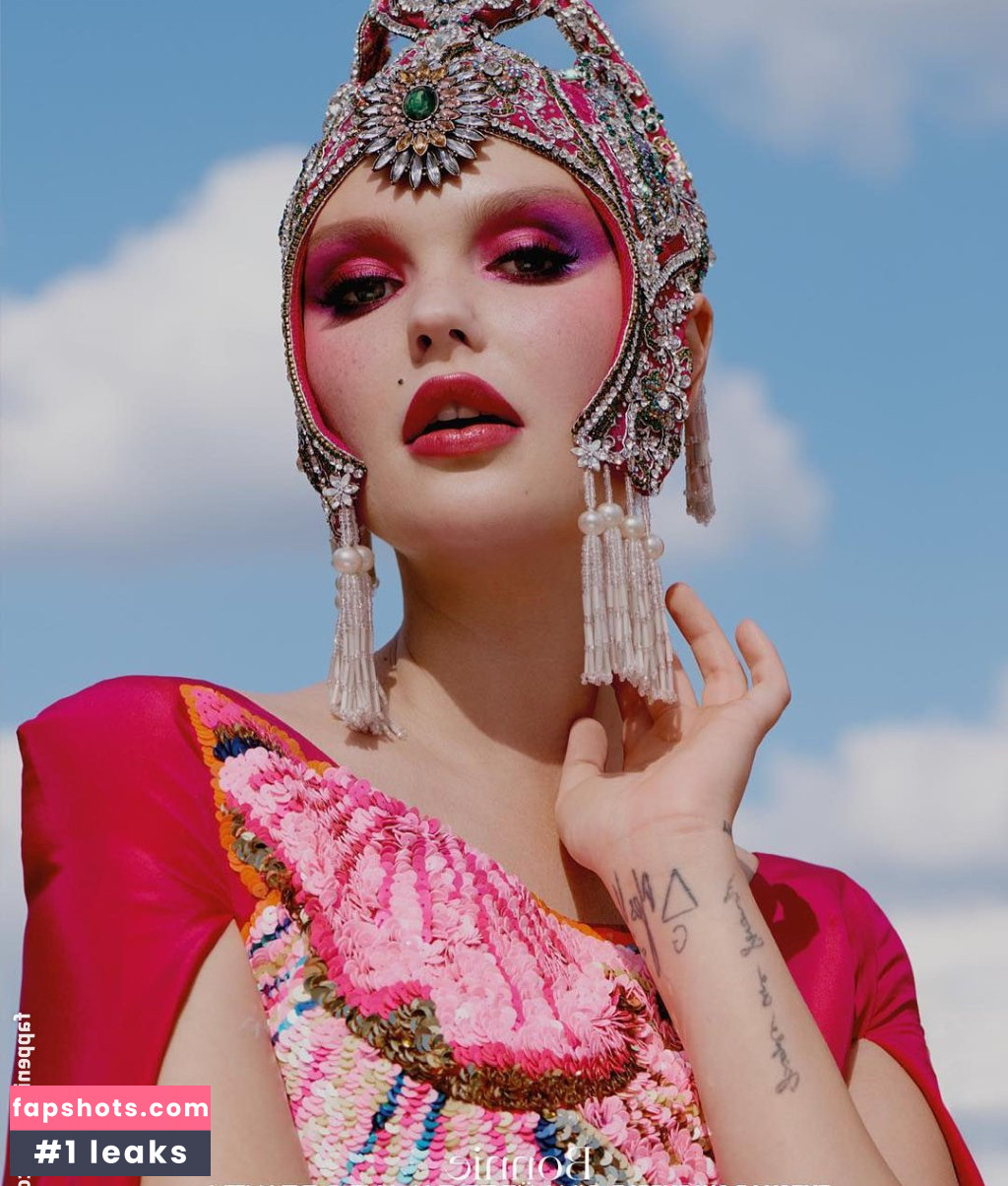 Bonnie Strange gallery photo #217