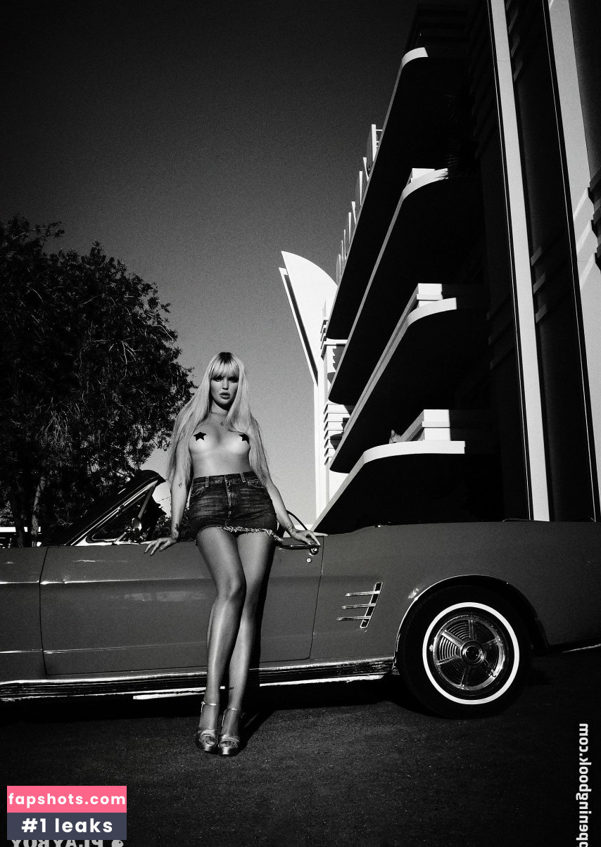 Bonnie Strange gallery photo #232