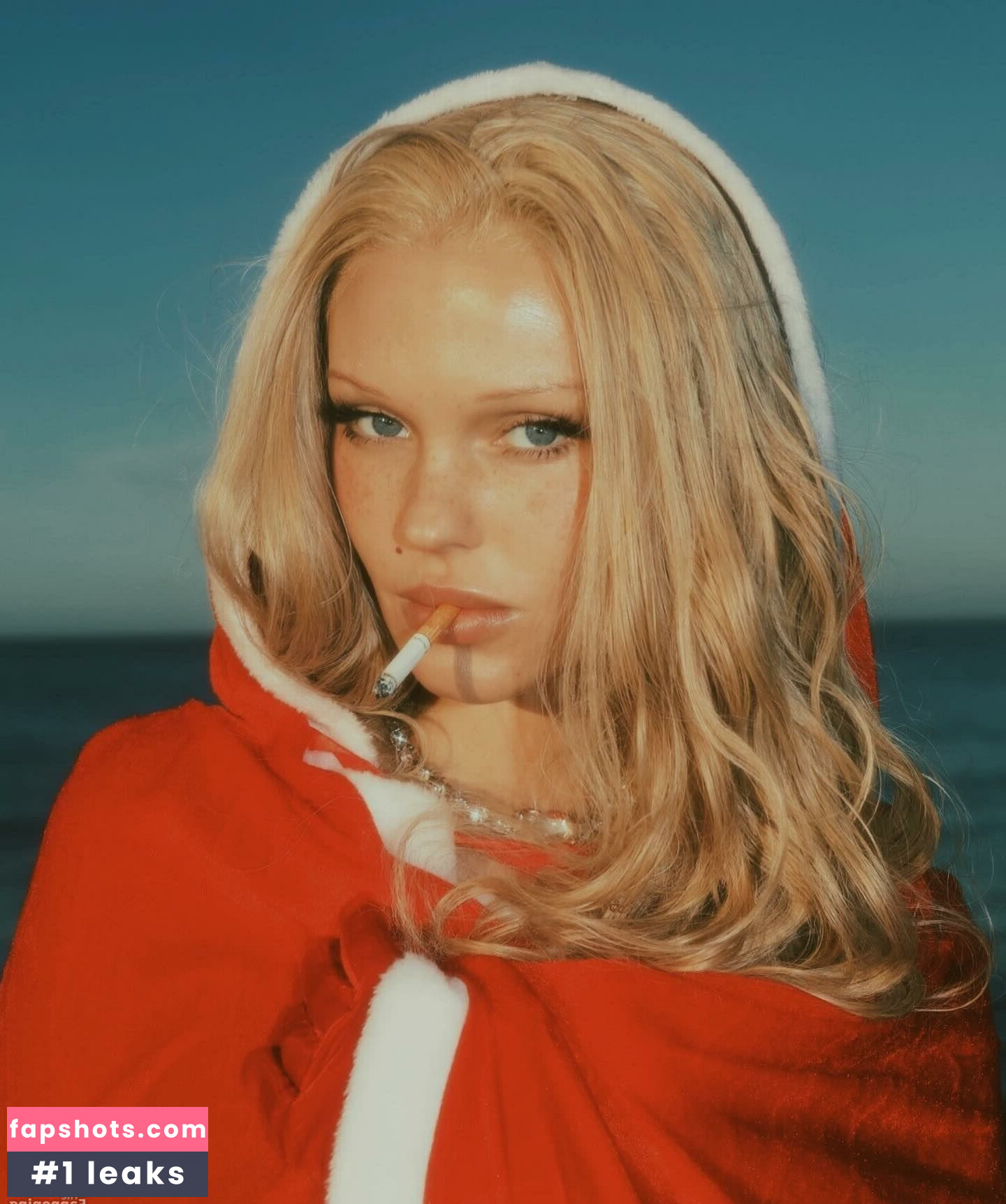 Bonnie Strange gallery photo #43