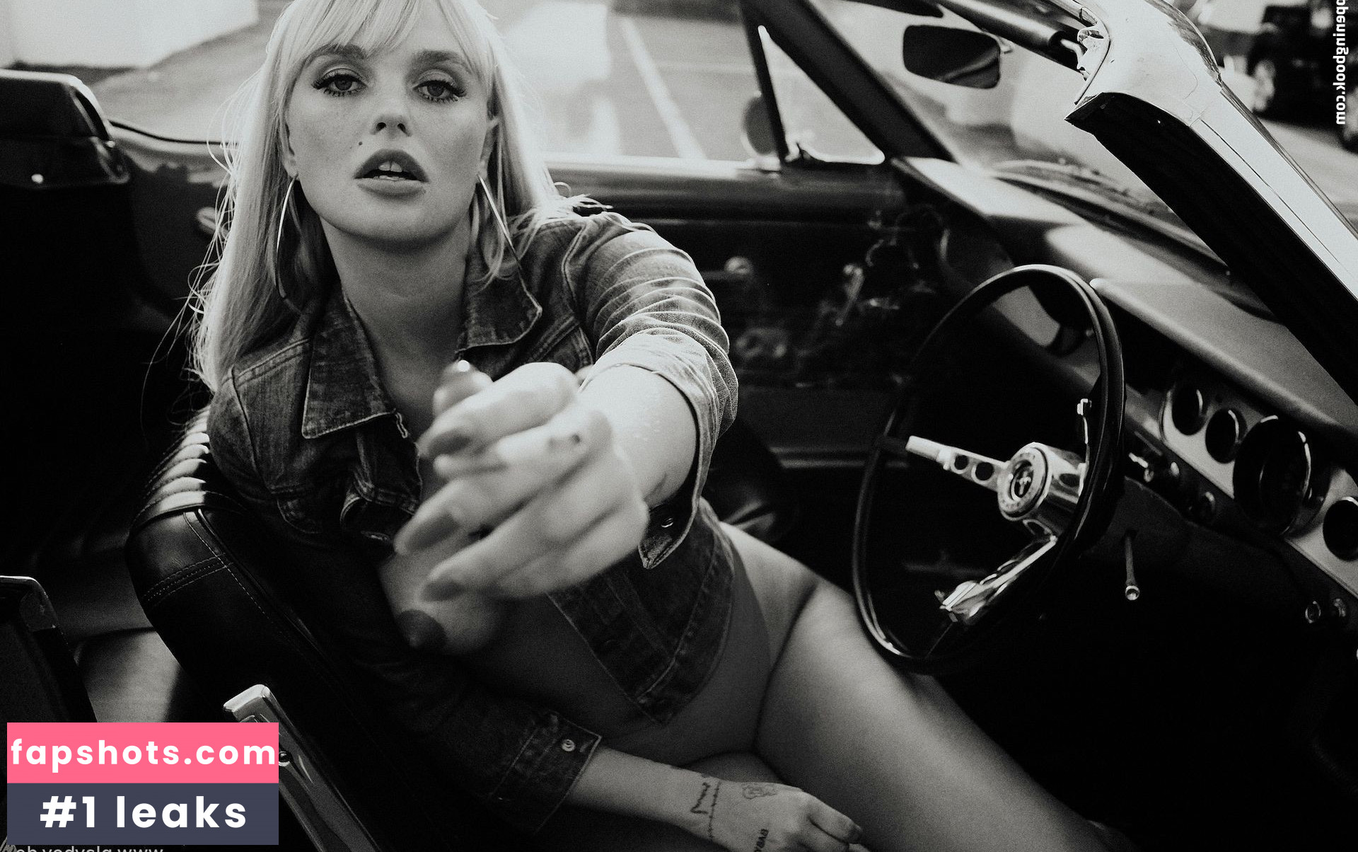 Bonnie Strange gallery photo #90