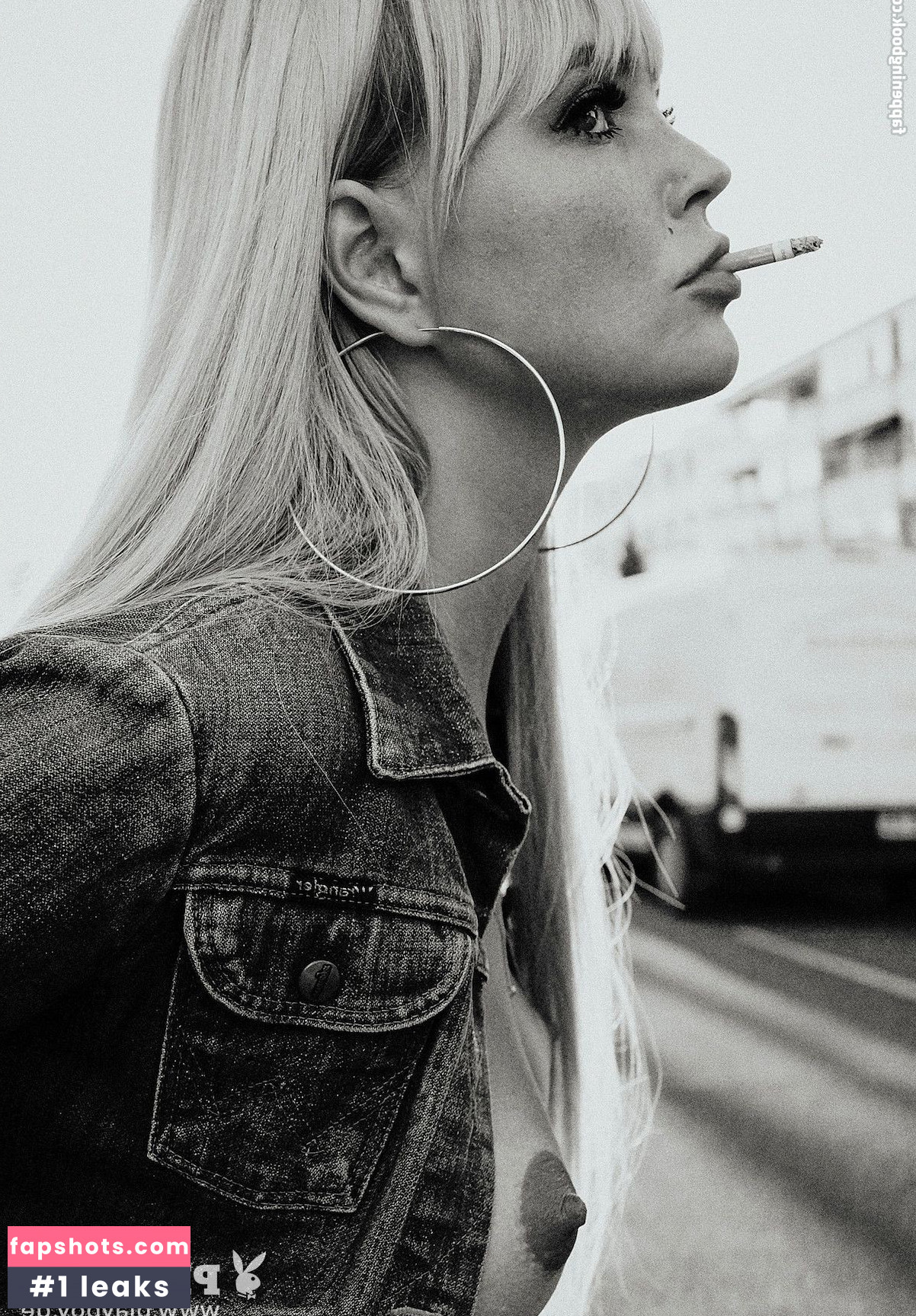 Bonnie Strange gallery photo #98