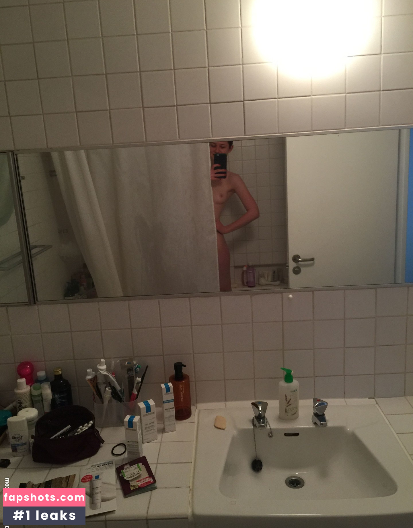 Bonnie Wright Nahé úniky fotek pouze od fanoušků #172 - Fapshots