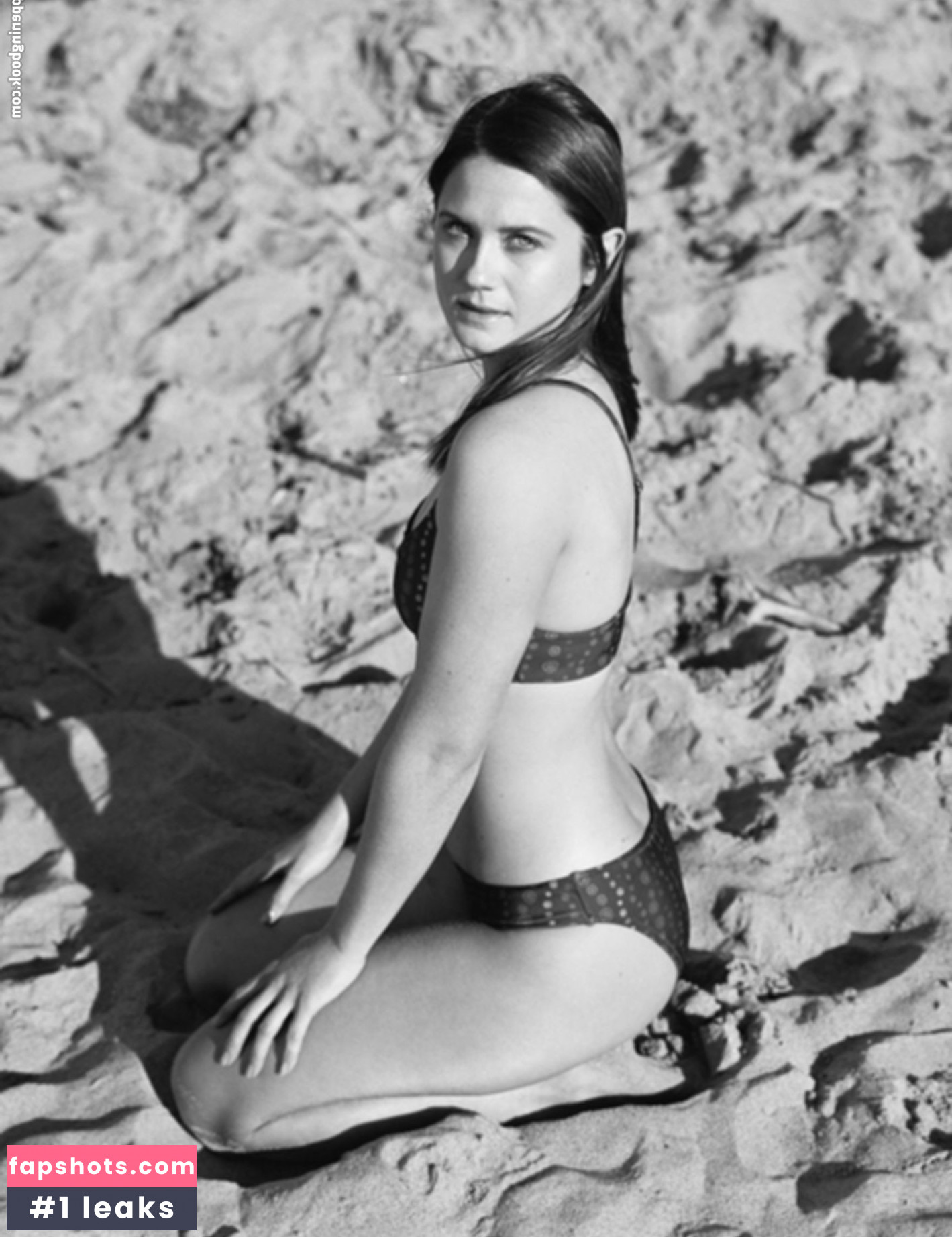 Bonnie Wright Nahé úniky fotek pouze od fanoušků #183 - Fapshots