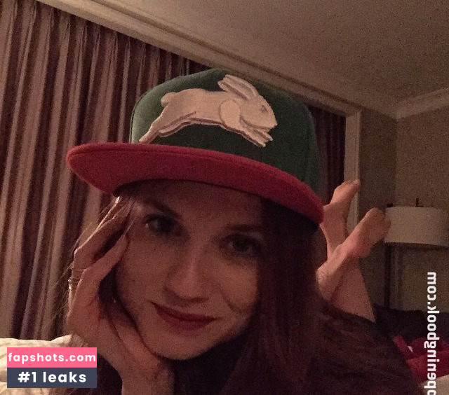 Bonnie Wright Nahé úniky fotek pouze od fanoušků #233 - Fapshots