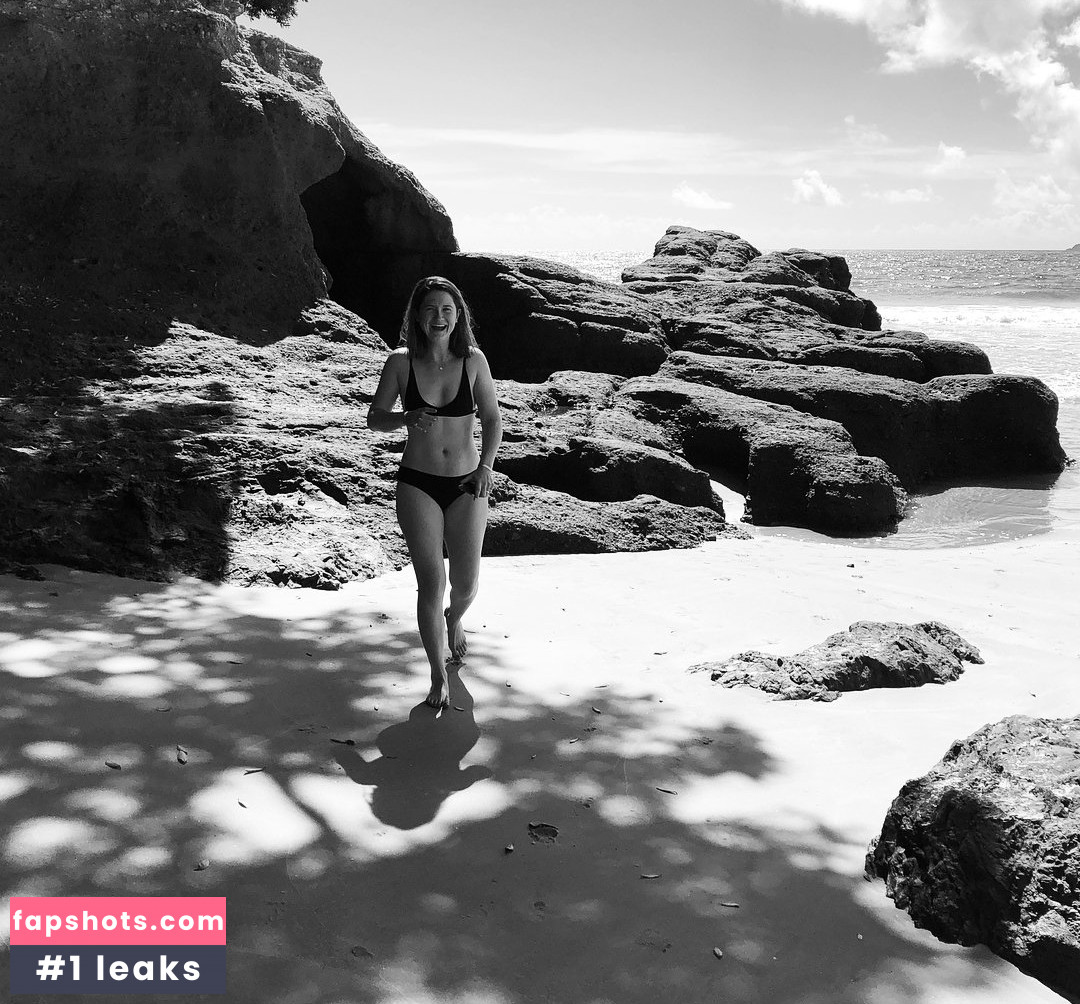 Bonnie Wright Nahé úniky fotek pouze od fanoušků #248 - Fapshots