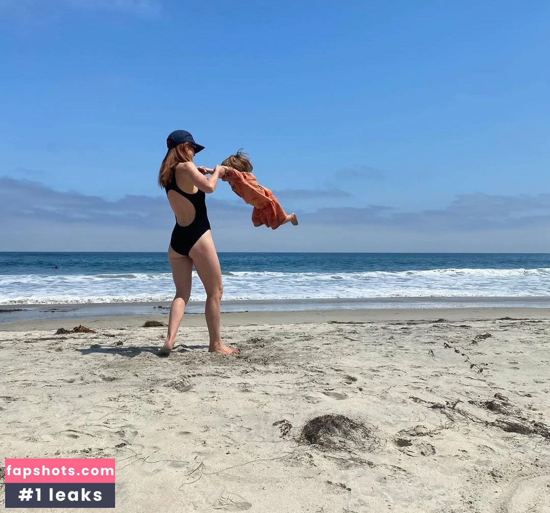 Bonnie Wright Nahé úniky fotek pouze od fanoušků #28 - Fapshots