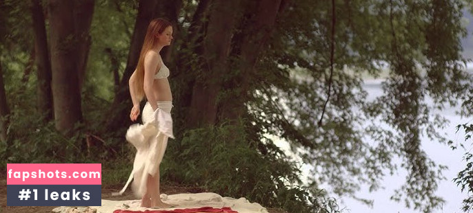 Bonnie Wright Nahé úniky fotek pouze od fanoušků #6 - Fapshots