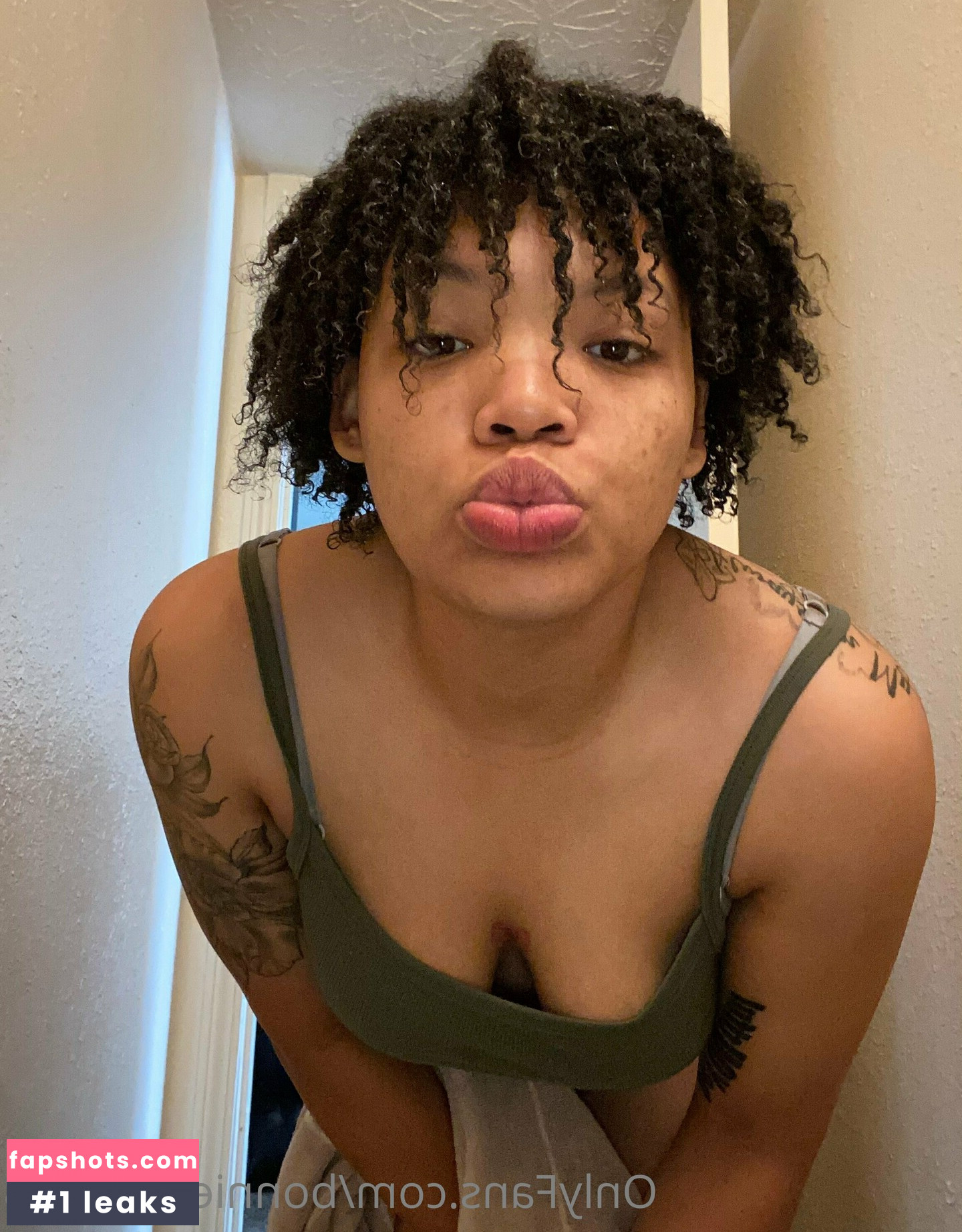 bonniexclyde18 Nude Leaks OnlyFans Photos #20 - LeakJerk