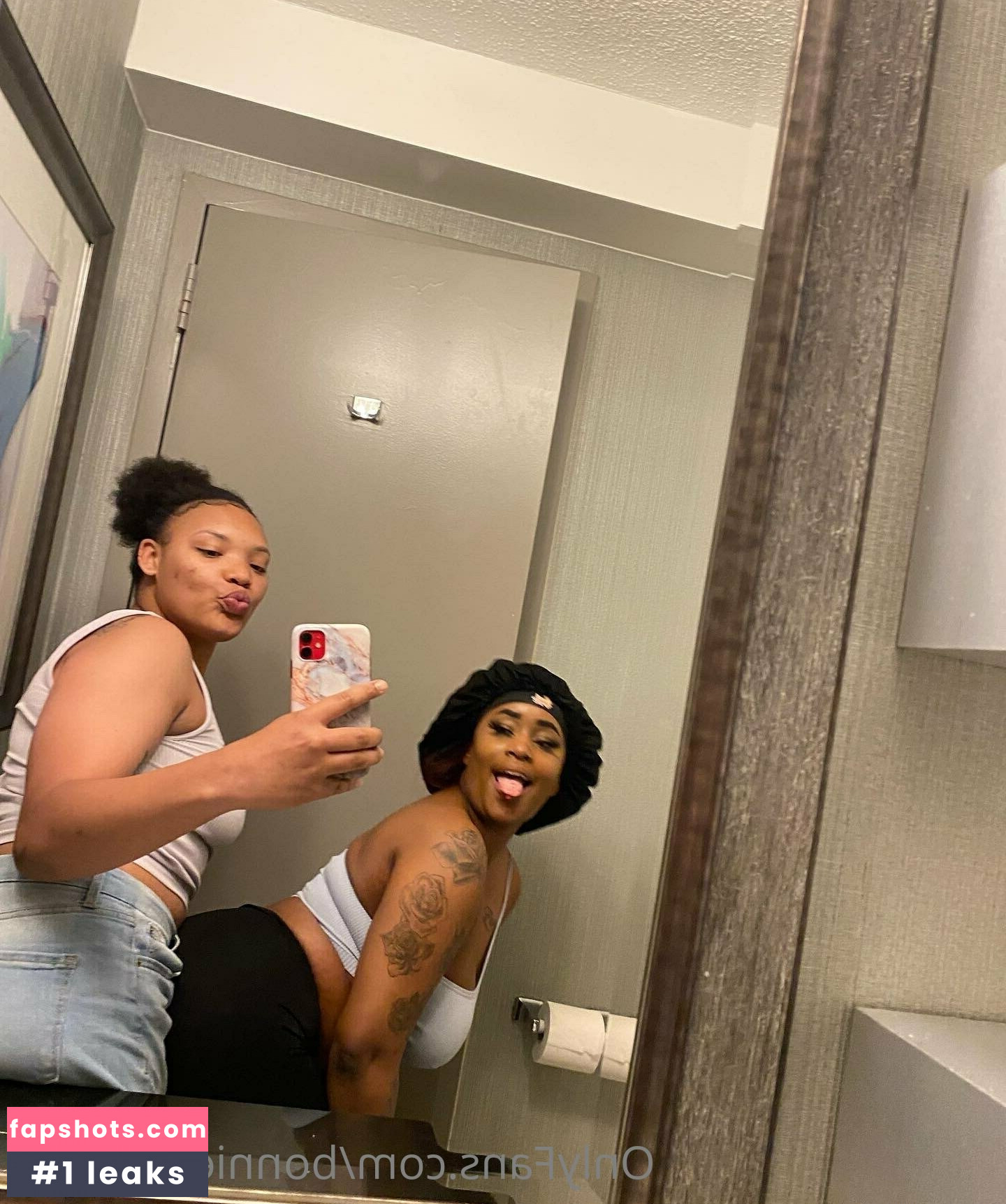 bonniexclyde18 Nude Leaks OnlyFans Photos #8 - LeakJerk