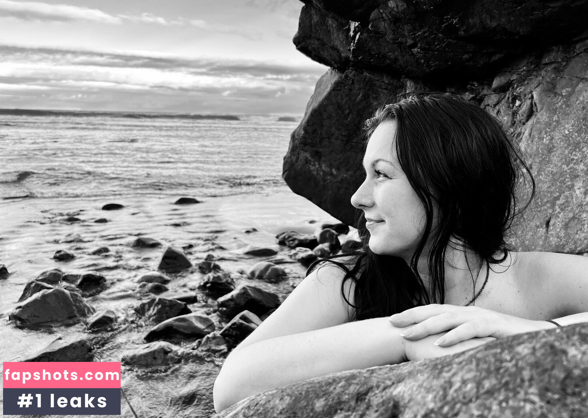 boobStruggle gallery photo #54