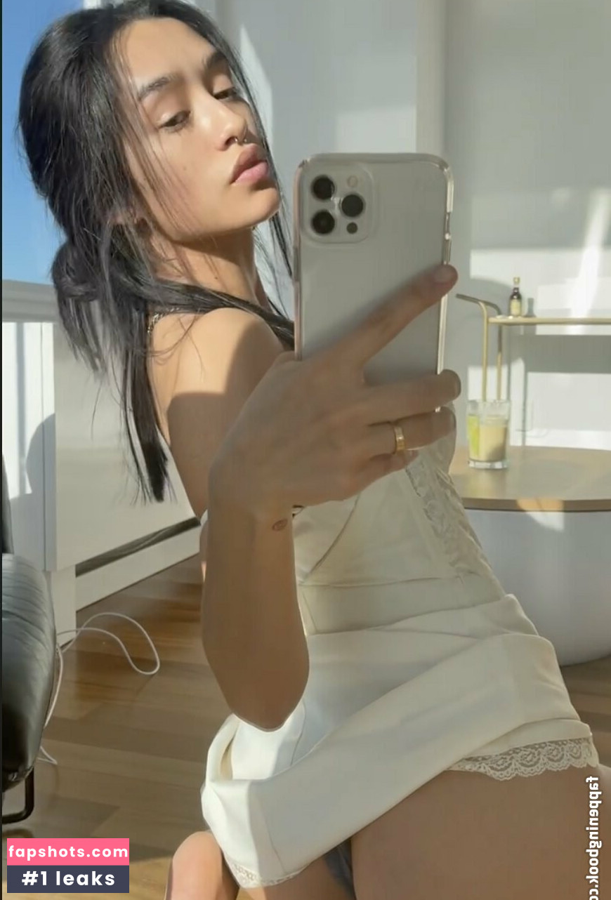 bootsthefeline gallery photo #2