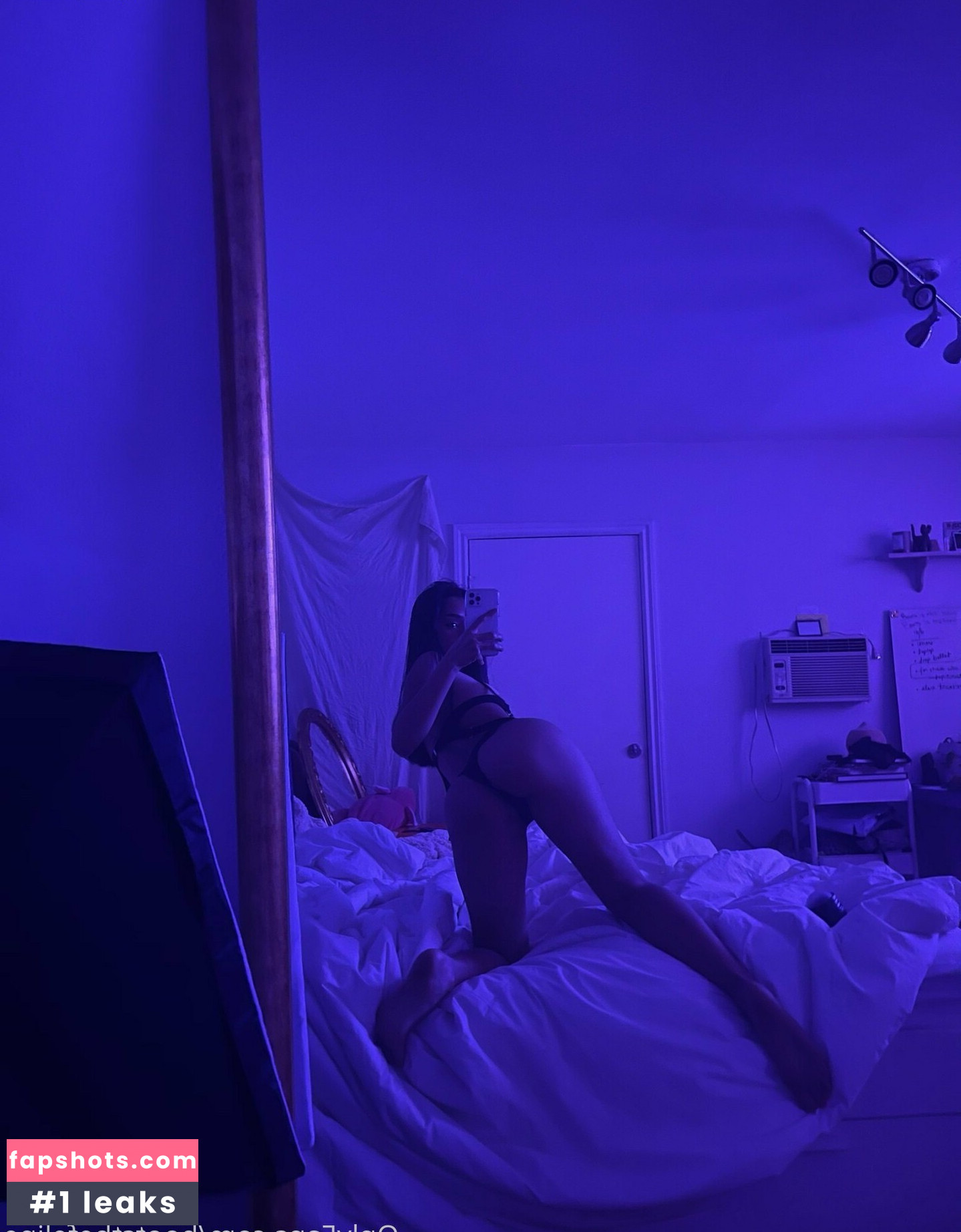 bootsthefeline gallery photo #174