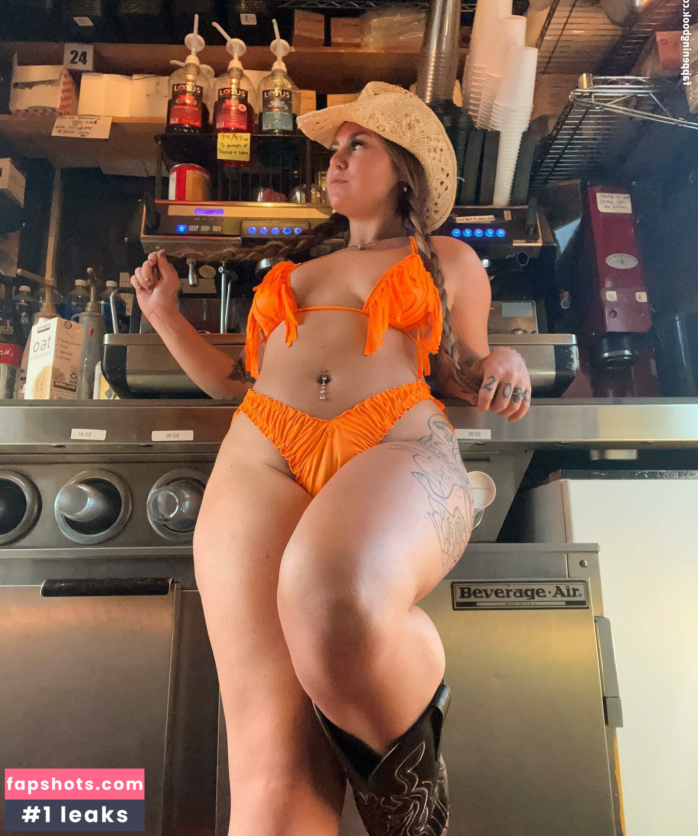 Bootylicious_barista gallery photo #109