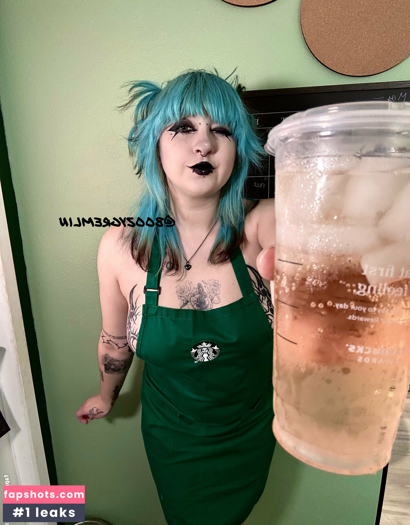 boozygremlin Nude Leaks OnlyFans Photos #21 - Fapshots