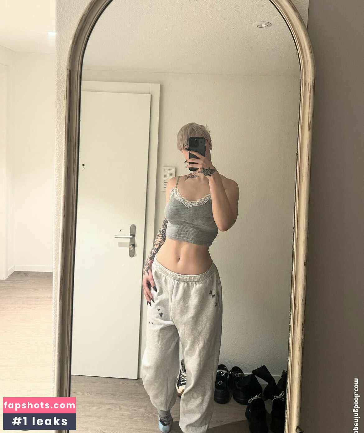 boredgymdarling gallery photo #4