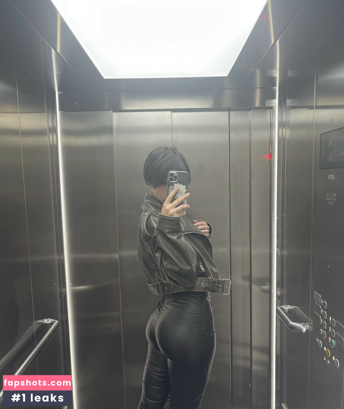 boredgymdarling gallery photo #8