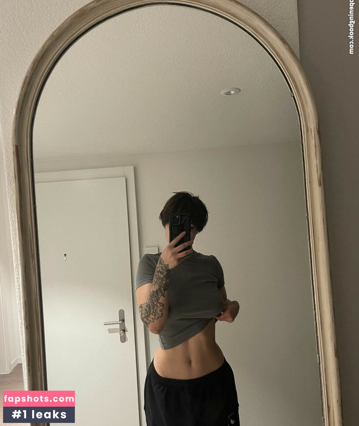 boredgymdarling gallery photo #9