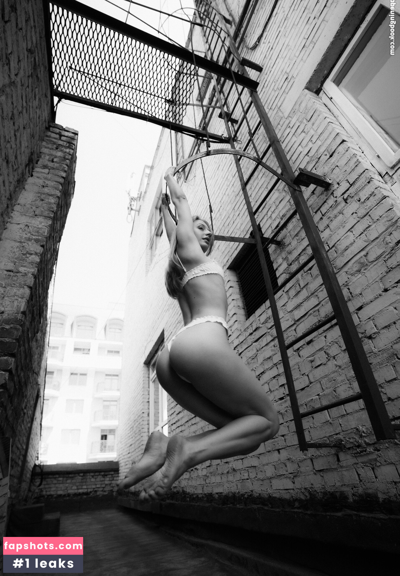 Boudoir Nude Leaks OnlyFans Photos #10 - LeakJerk