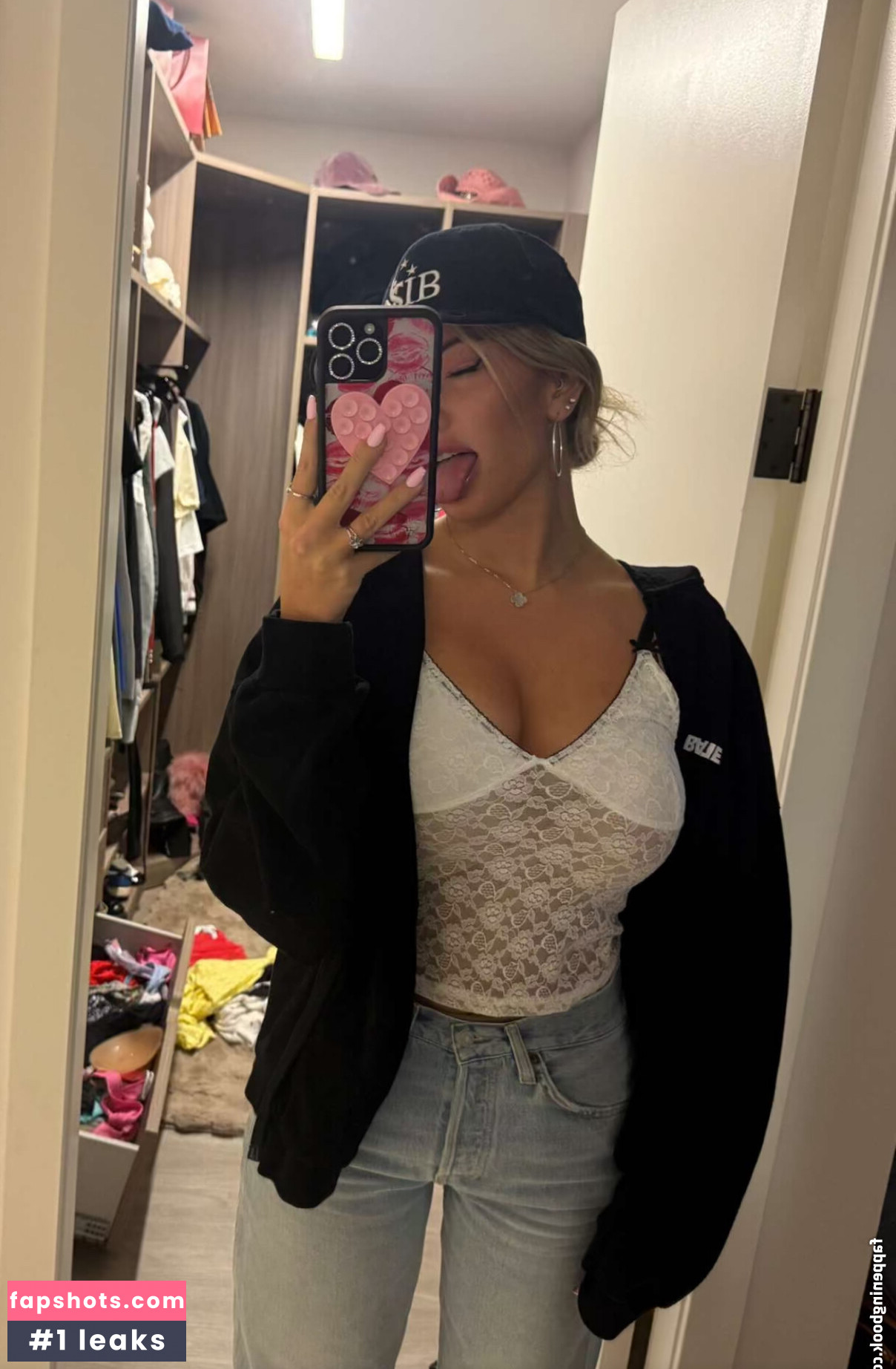 Br3ckie Hi11 gallery photo #49