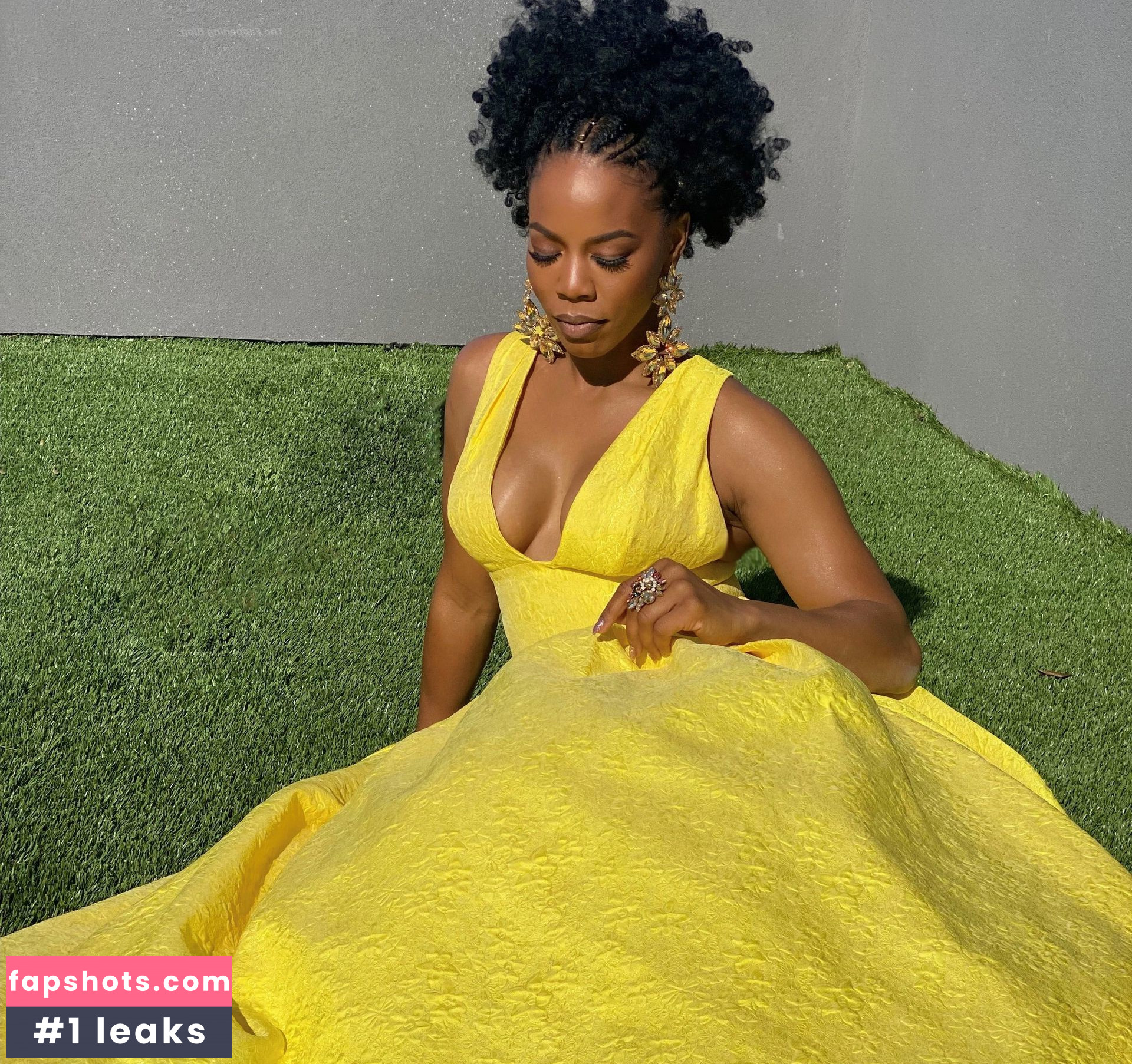 Brandee Evans gallery photo #5