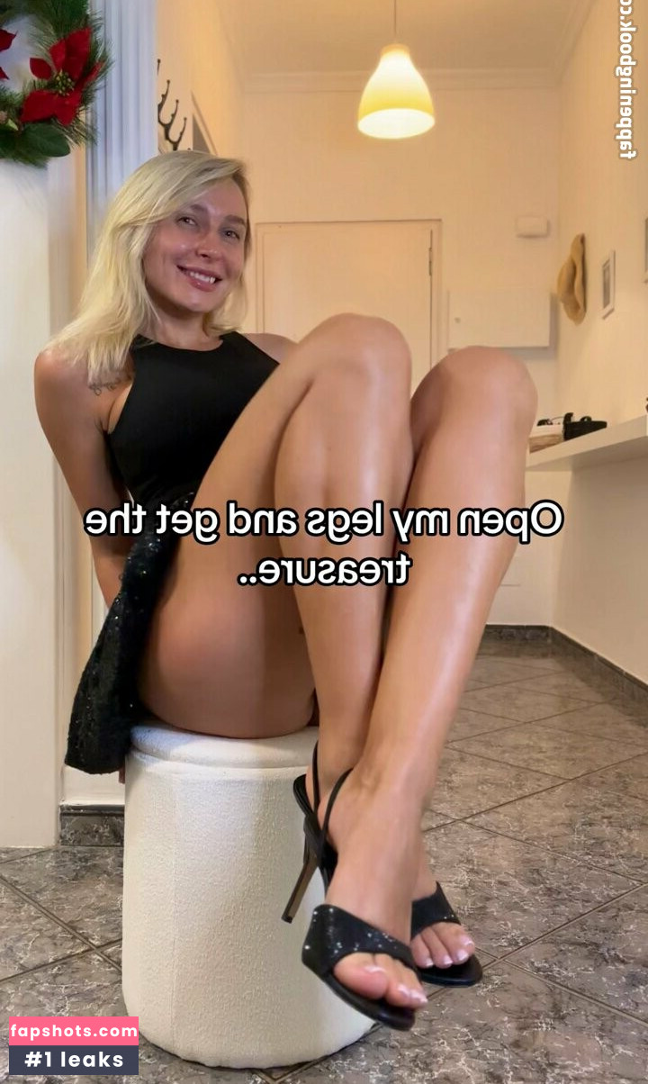 Brandy Banks gallery photo #31