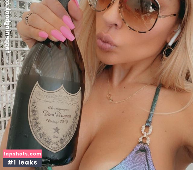 Bratty Nikki Nahé úniky fotek pouze od fanoušků #11 - Fapshots